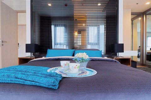 Studio dans le Condo à Khlong Toei, Bangkok, Thaïlande  № 146197 - photo 12