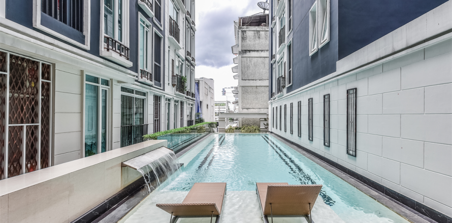Condo in Bangkok, Thailand, 1 bedroom  № 186109