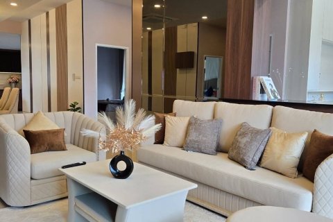 Villa in Pattaya, Thailand 3 bedrooms № 139151 - photo 8