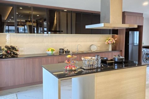 Villa in Pattaya, Thailand 3 bedrooms № 139151 - photo 16