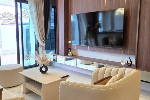 Villa in Pattaya, Thailand 3 bedrooms № 139151 - photo 3