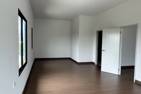 Дом в Самутпракане, Таиланд с 4 спальнями  № 139148 - фото 11