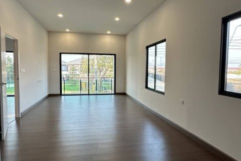 Дом в Самутпракане, Таиланд с 4 спальнями  № 139148 - фото 10