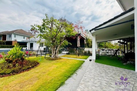 Maison à San Sai, Thaïlande 7 chambres № 170322 - photo 1