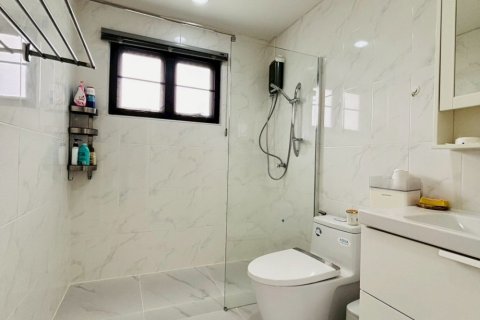 Maison à San Sai, Thaïlande 7 chambres № 170322 - photo 24