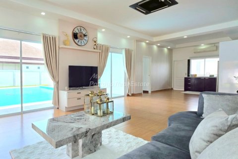 Дом в Саттахипе, Таиланд с 3 спальнями  № 170321