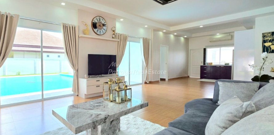 House in Sattahip, Thailand 3 bedrooms № 170321