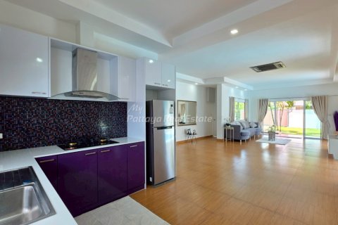 House in Sattahip, Thailand 3 bedrooms № 170321 - photo 7