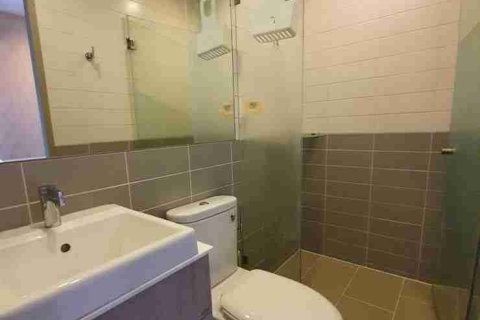 Condo in Bangkok, Thailand, 1 bedroom  № 183329 - photo 6