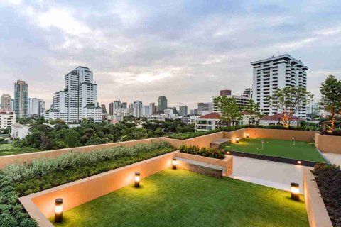 Condo in Bangkok, Thailand, 2 bedrooms № 183330 - photo 4
