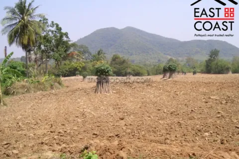 Terreno en Pattaya, Tailandia № 213216 - foto 7