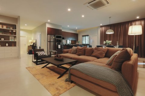 Дом в Паттайе, Таиланд с 3 спальнями № 153589 - фото 2