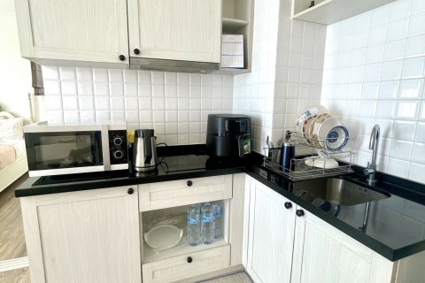 Condo in Hua Hin, Thailand, 2 bedrooms  № 153586 - photo 11