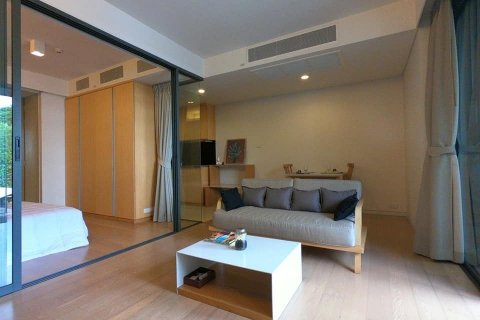 Studio dans le Condo à Watthana, Bangkok, Thaïlande  № 137387 - photo 3