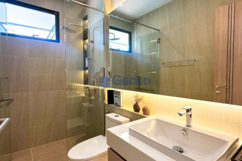 House in Pattaya, Thailand 5 bedrooms № 209807 - photo 30