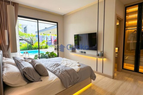 House in Pattaya, Thailand 5 bedrooms № 209807 - photo 20