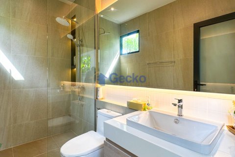 House in Pattaya, Thailand 5 bedrooms № 209807 - photo 18