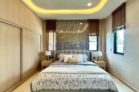 House in Pattaya, Thailand 3 bedrooms № 209806 - photo 18