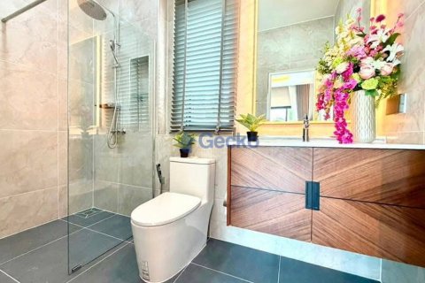 House in Pattaya, Thailand 3 bedrooms № 209806 - photo 13