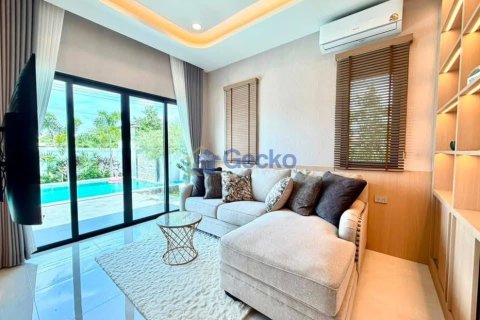 House in Pattaya, Thailand 3 bedrooms № 209806 - photo 27