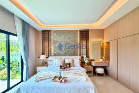 House in Pattaya, Thailand 3 bedrooms № 209806 - photo 26
