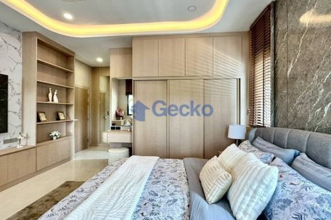 House in Pattaya, Thailand 3 bedrooms № 209806 - photo 29