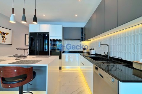 House in Pattaya, Thailand 4 bedrooms № 209805 - photo 8