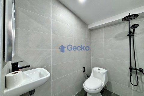 House in Pattaya, Thailand 4 bedrooms № 209805 - photo 16