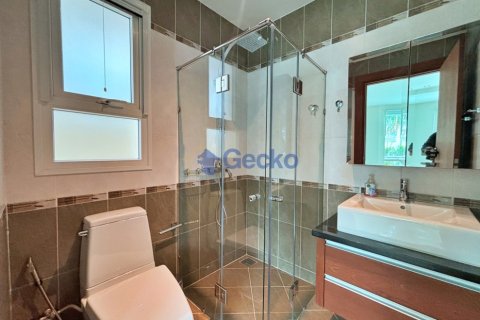 House in Pattaya, Thailand 4 bedrooms № 209804 - photo 27