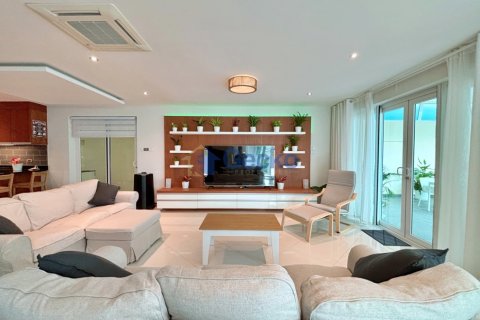 House in Pattaya, Thailand 4 bedrooms № 209804 - photo 6