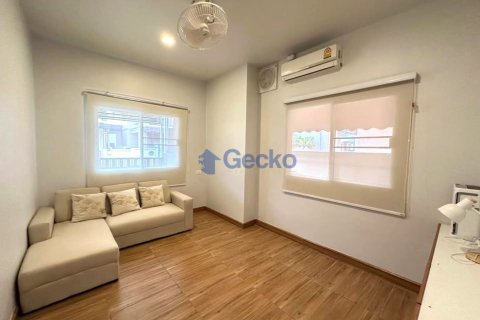 House in Pattaya, Thailand 3 bedrooms № 209803 - photo 17