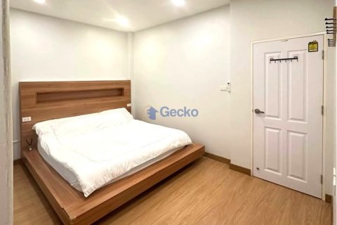 House in Pattaya, Thailand 3 bedrooms № 209803 - photo 18