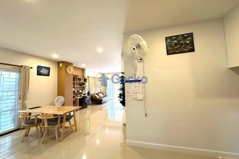 House in Pattaya, Thailand 3 bedrooms № 209803 - photo 6