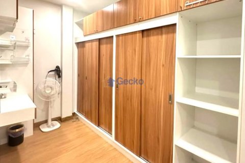 House in Pattaya, Thailand 3 bedrooms № 209803 - photo 12