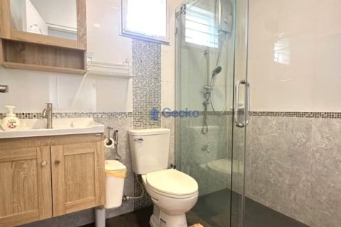 House in Pattaya, Thailand 3 bedrooms № 209803 - photo 13