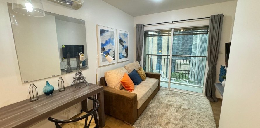 Studio in the Condo in Chatuchak, Bangkok, Thailand  № 172202