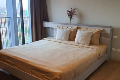 Студия в кондо в Ваттхане, Бангкок, Таиланд № 172198 - фото 5