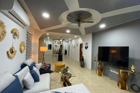 Villa in Ko Samui, Thailand 4 bedrooms № 167223 - photo 2