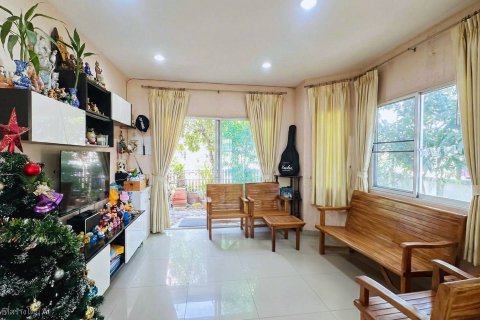 Maison à Min Buri, Bangkok, Thaïlande 3 chambres № 167224 - photo 9