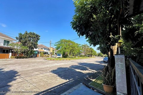 Maison à Min Buri, Bangkok, Thaïlande 3 chambres № 167224 - photo 14