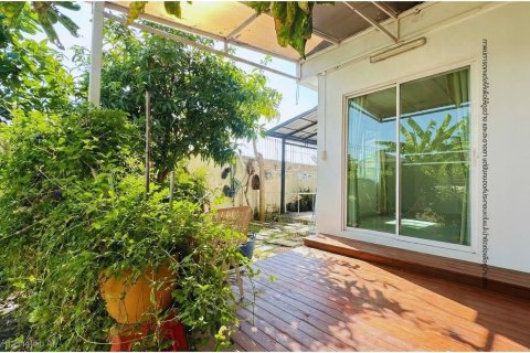 House in Min Buri, Bangkok, Thailand 3 bedrooms № 167224