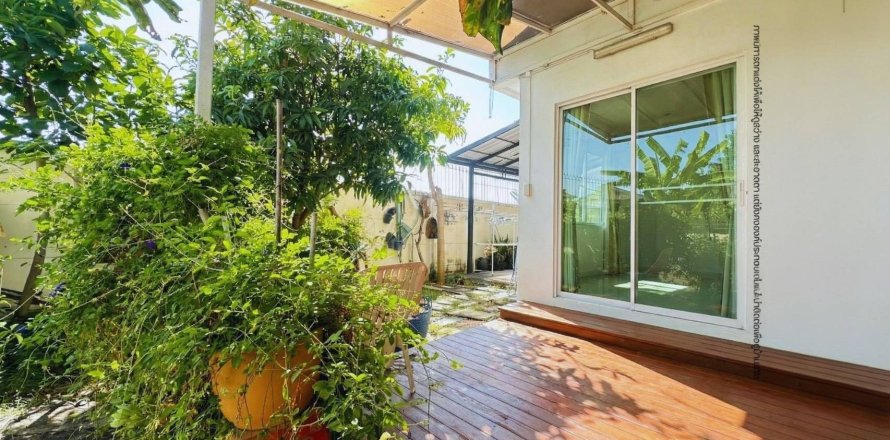 Maison à Min Buri, Bangkok, Thaïlande 3 chambres № 167224