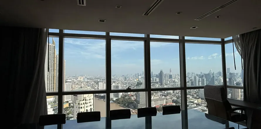 Кондоминиум с 2 спальнями в Кхлонг Сане, Бангкок, Таиланд № 154830