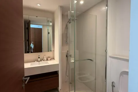 Кондоминиум с 2 спальнями в Кхлонг Сане, Бангкок, Таиланд № 154830 - фото 9