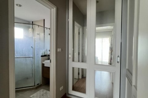 House in Krathum Baen, Thailand 3 bedrooms № 154828 - photo 7