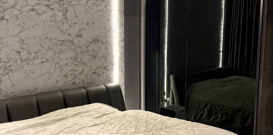 Studio in the Condo in Ratchathewi, Bangkok, Thailand № 154831