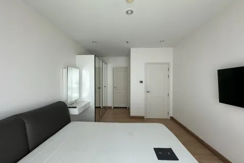 Studio in the Condo in Huai Khwang, Bangkok, Thailand № 159356 - photo 2