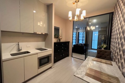 Studio in the Condo in Pathum Wan, Bangkok, Thailand № 159355 - photo 4