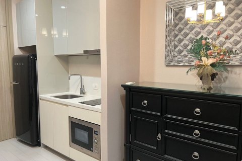 Studio in the Condo in Pathum Wan, Bangkok, Thailand № 159355 - photo 10