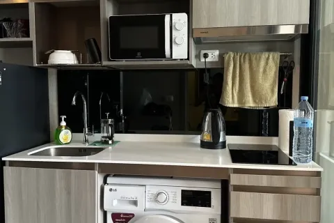 Studio in the Condo in Watthana, Bangkok, Thailand  № 159353 - photo 3